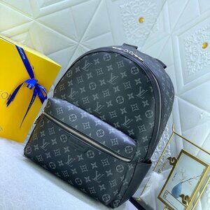 Louis Vuitton Discovery Backpack MM